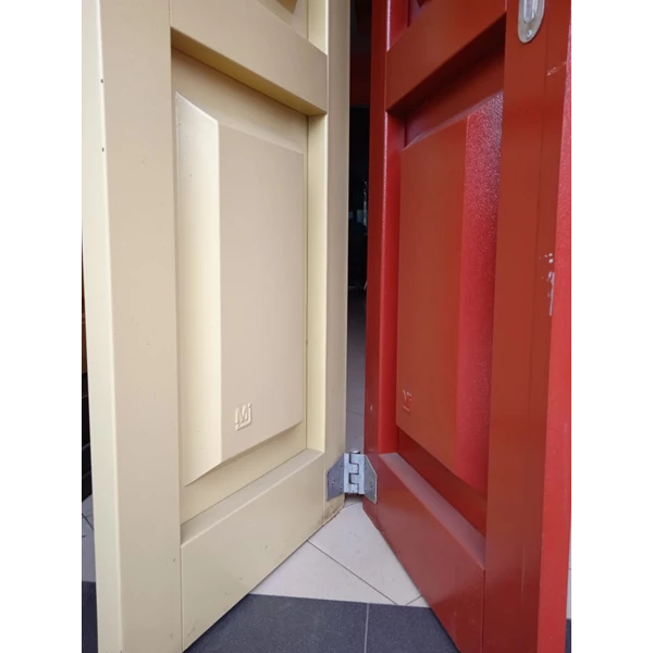 MJ Gerage Door - folding and pushing door